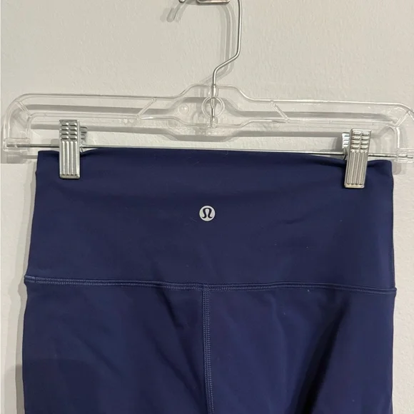 Lululemon Wunder Under Train Leggings – Navy, Size 6 - Picture 3 of 5